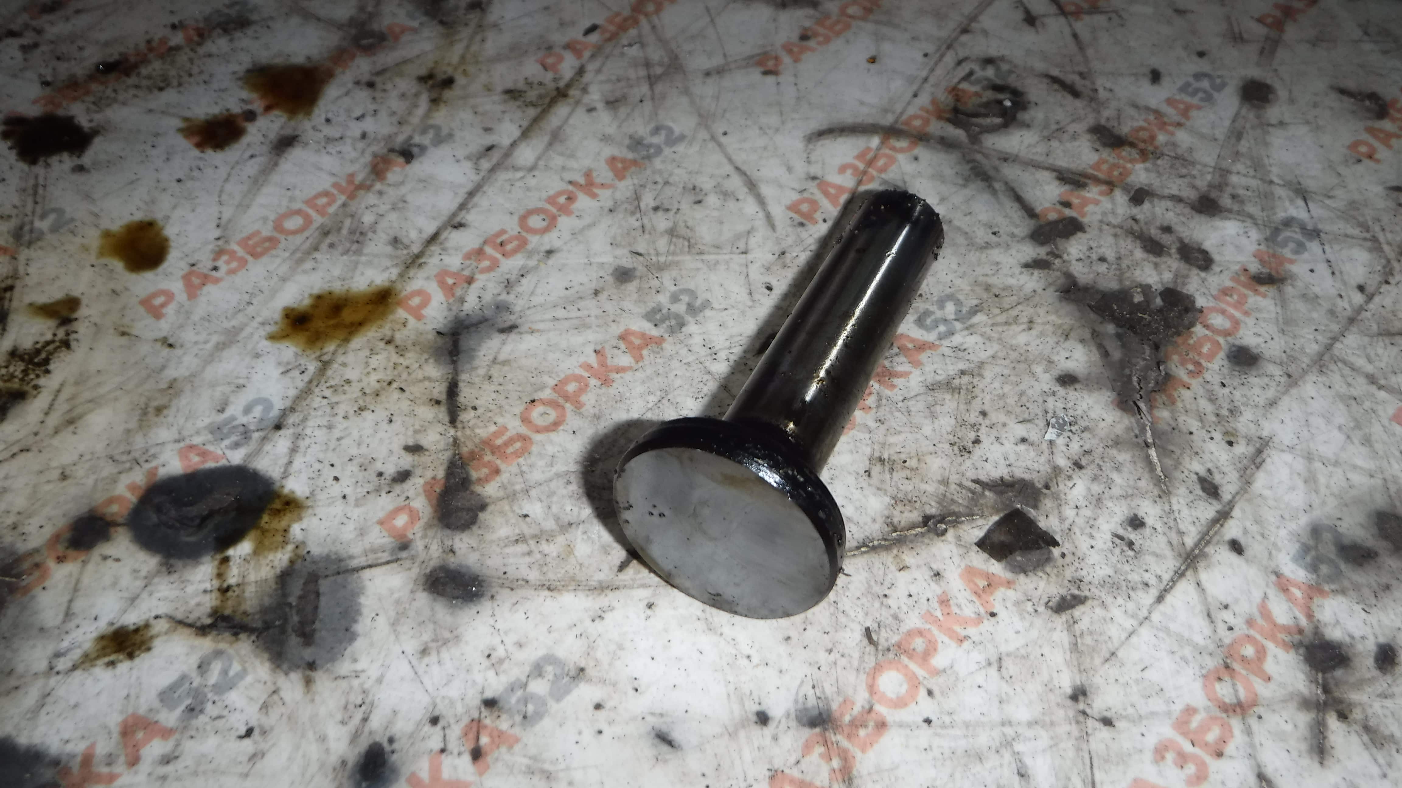 Толкатель клапана механический Рено Магнум Renault Magnum 430 1998 5001822967